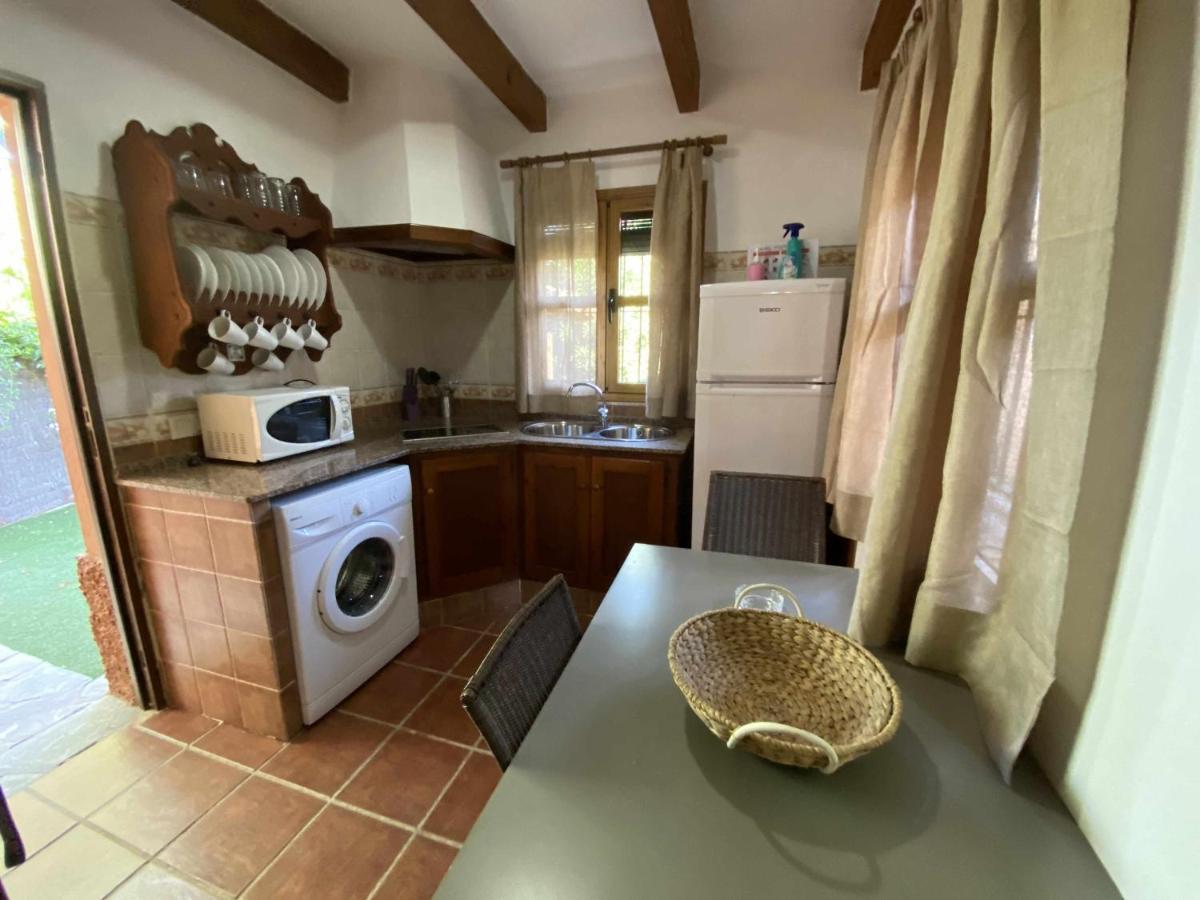 Casa Bungalows Con Jardin Privado Y Piscina Compa Cádiz Eksteriør billede