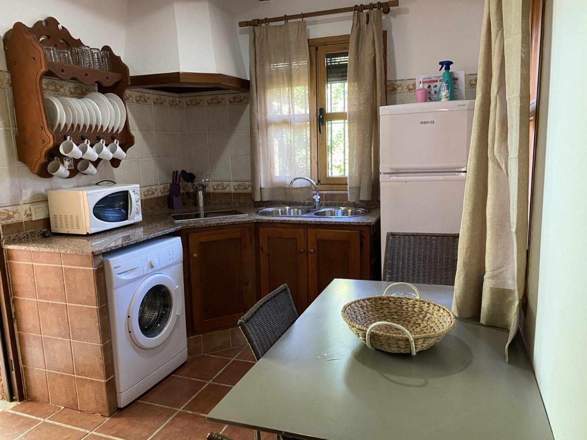 Casa Bungalows Con Jardin Privado Y Piscina Compa Cádiz Eksteriør billede
